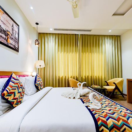 Classio Royale By Io Hotels Near Golden Temple Amritsar Luaran gambar