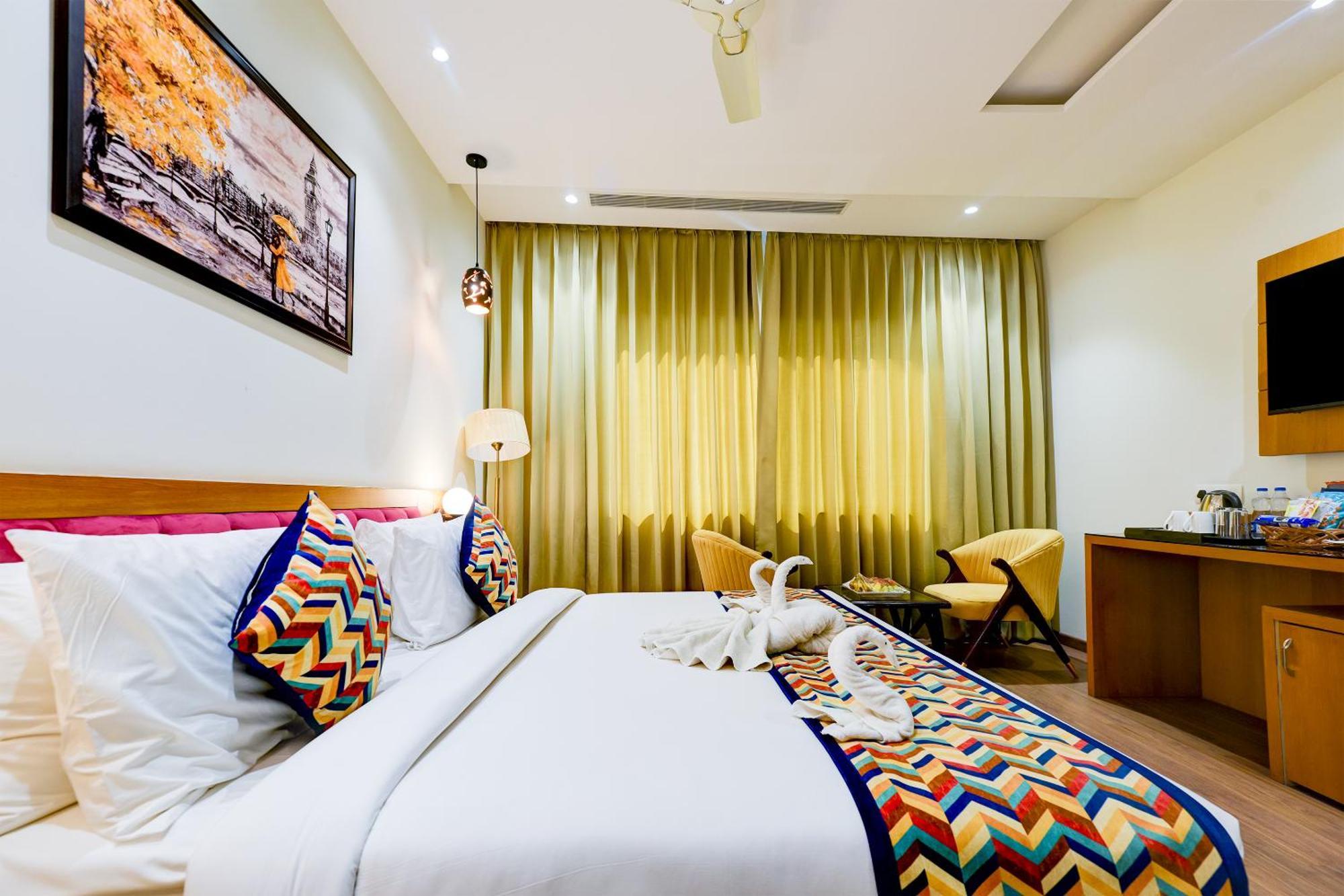 Classio Royale By Io Hotels Near Golden Temple Amritsar Luaran gambar