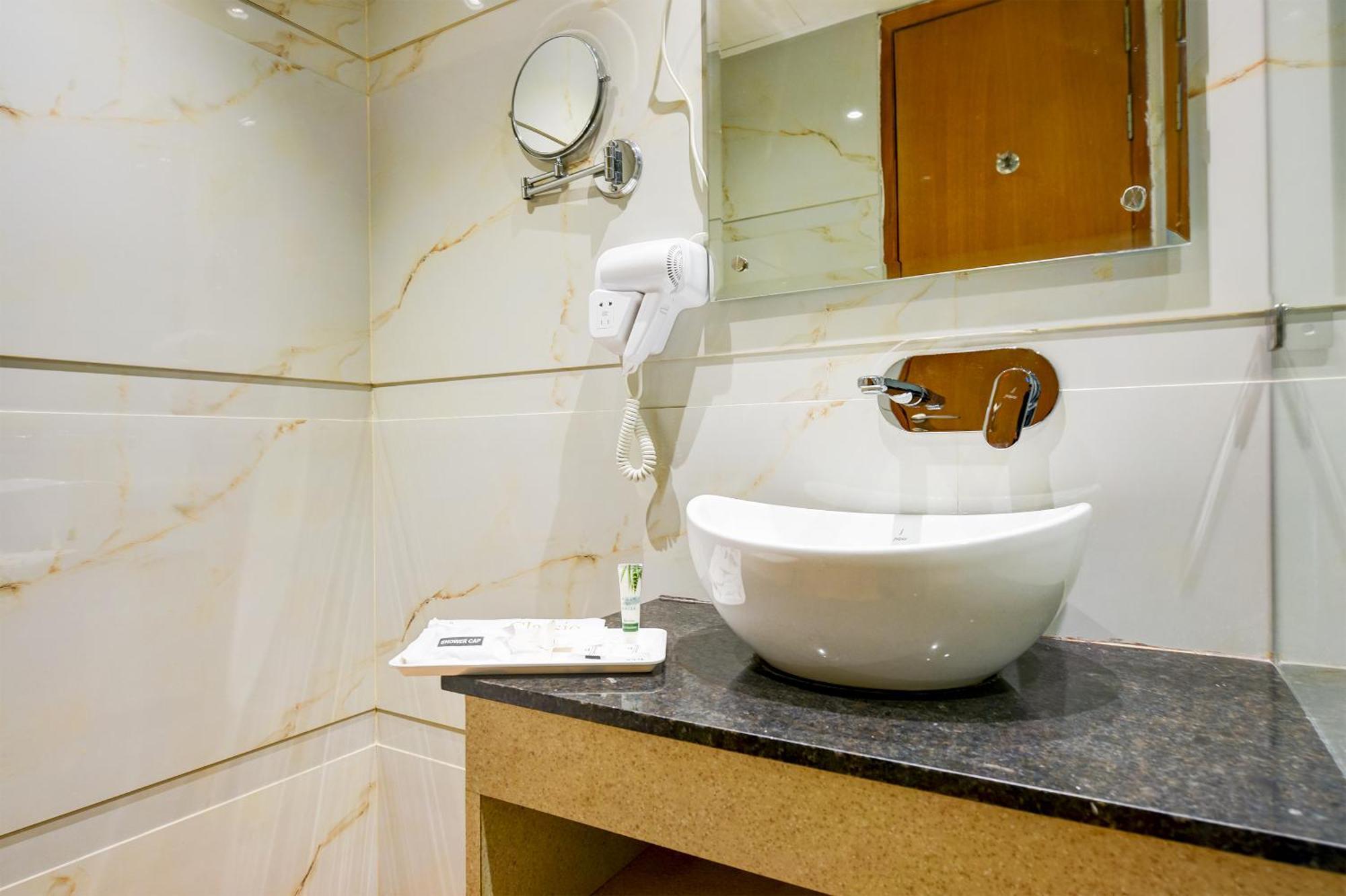 Classio Royale By Io Hotels Near Golden Temple Amritsar Luaran gambar